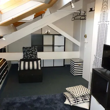Les Petits Poissons Bed & Breakfast Avignon
